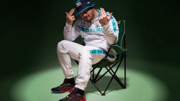 Jul Asics Collaboration Sneakers Gel-Venture 7 Ovni
