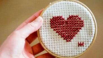 Comment broder un cœur sur un vêtement ?