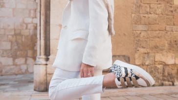 CL11 Sneakers